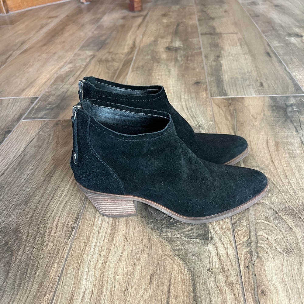 Dolce Vita Eliza Ankle Boots